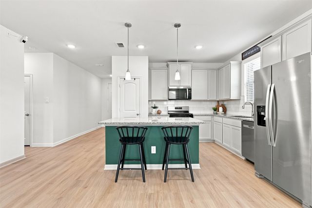 8240 Catclaw Prairie, Godley, TX 76044