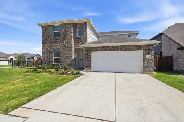 8240 Catclaw Prairie, Godley, TX 76044