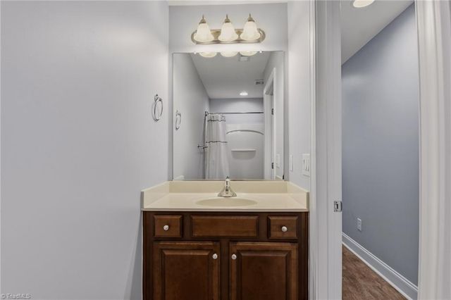 1134 Heritage Path Lane, Winston-salem, NC 27103