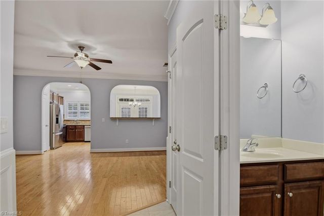 1134 Heritage Path Lane, Winston-salem, NC 27103