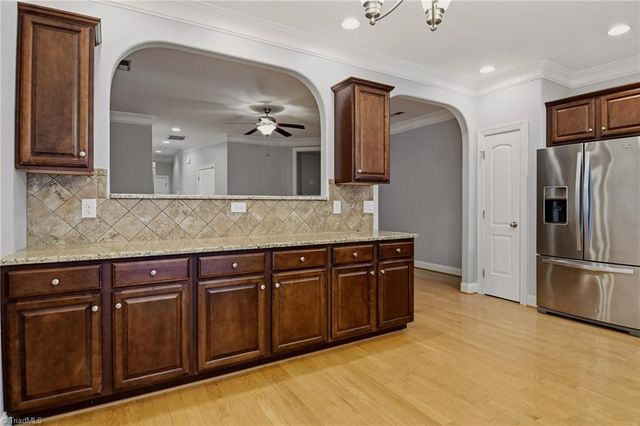 1134 Heritage Path Lane, Winston-salem, NC 27103