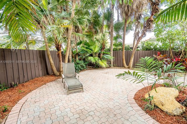 6772 NW 111th Avenue, Doral, FL 33178