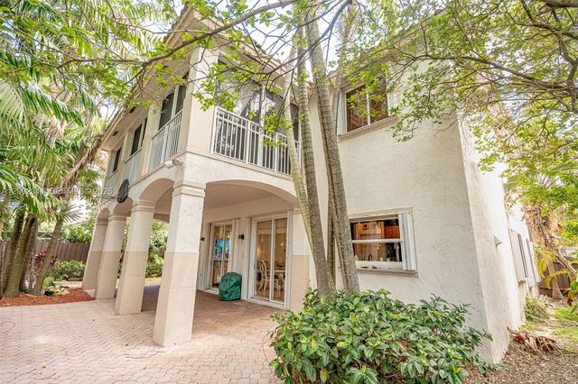 6772 NW 111th Avenue, Doral, FL 33178