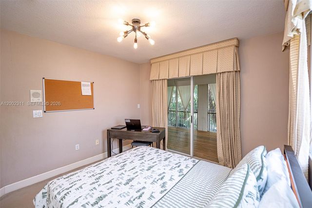 6772 NW 111th Avenue, Doral, FL 33178