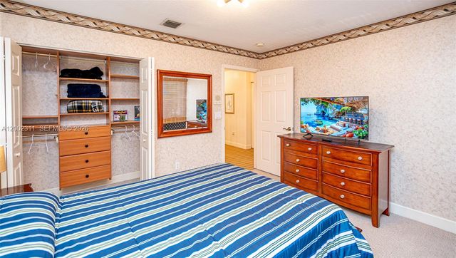 6772 NW 111th Avenue, Doral, FL 33178
