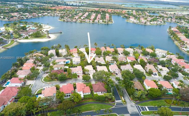 6772 NW 111th Avenue, Doral, FL 33178