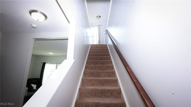 75 Glenwood Circle, Tallmadge, OH 44278