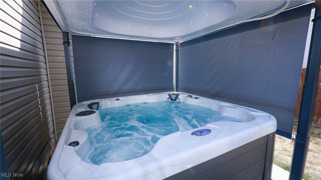 75 Glenwood Circle, Tallmadge, OH 44278