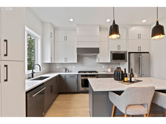 16479 Nw Trillium St L 124, Portland, OR 97229