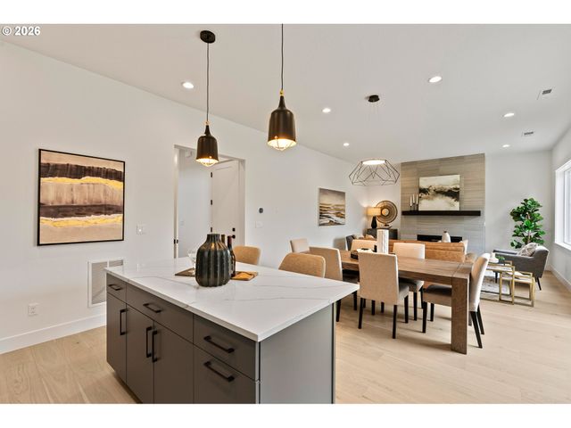 16479 Nw Trillium St L 124, Portland, OR 97229