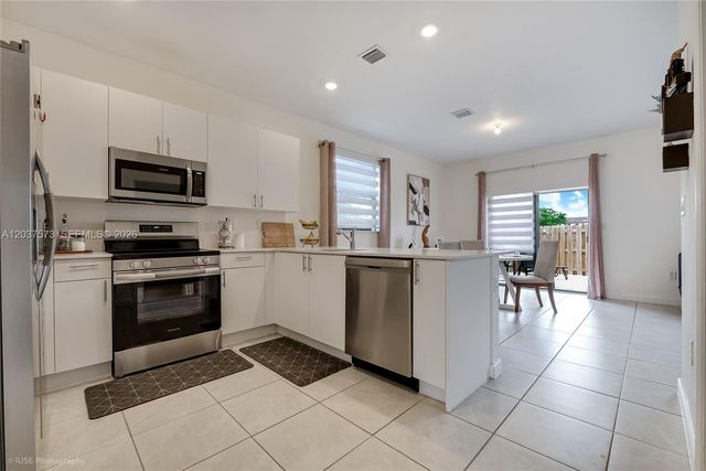 23105 SW 128th Place 23105, Miami, FL 33170