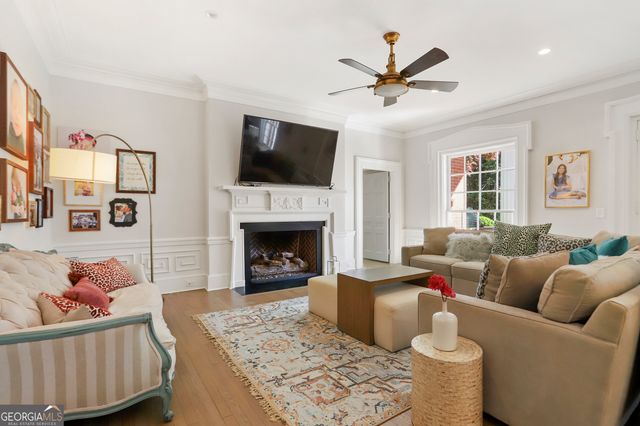 22 Sanford Drive, Newnan, GA 30263
