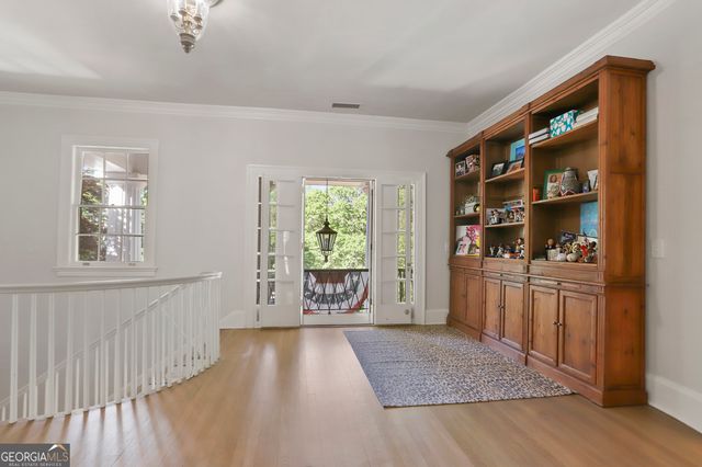 22 Sanford Drive, Newnan, GA 30263