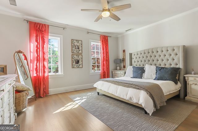 22 Sanford Drive, Newnan, GA 30263