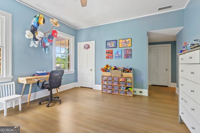 22 Sanford Drive, Newnan, GA 30263