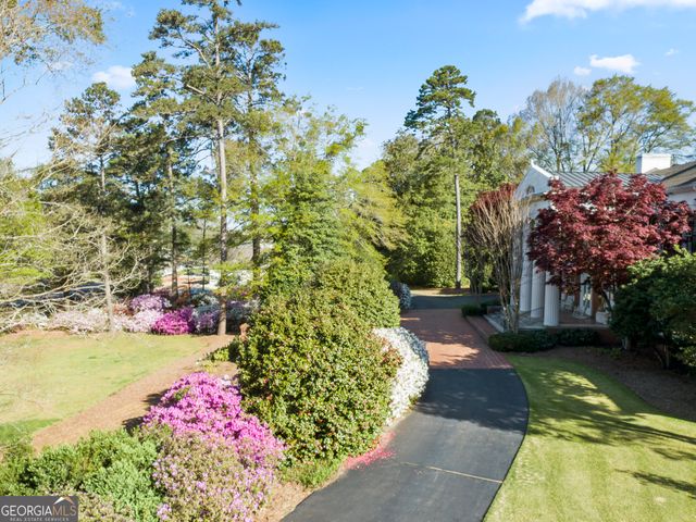 22 Sanford Drive, Newnan, GA 30263