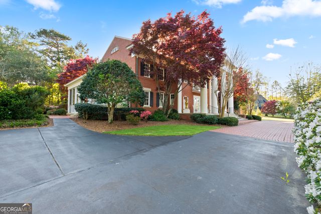 22 Sanford Drive, Newnan, GA 30263