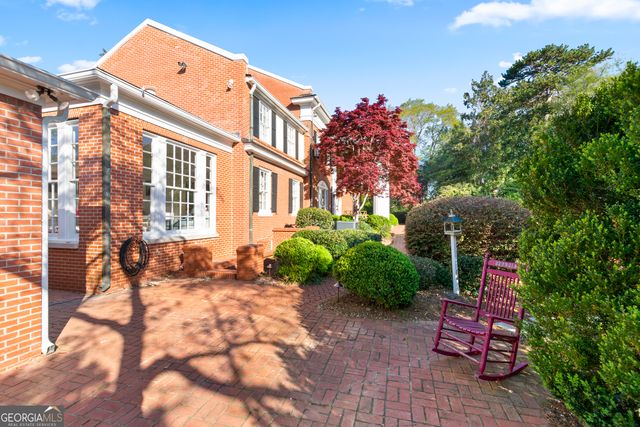 22 Sanford Drive, Newnan, GA 30263