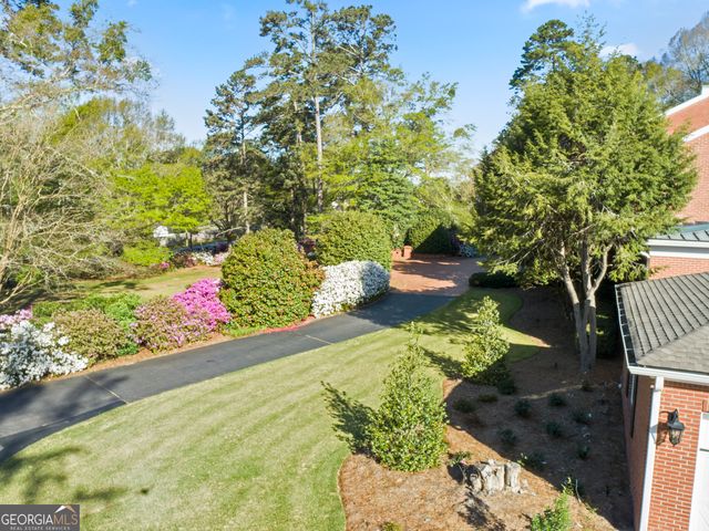22 Sanford Drive, Newnan, GA 30263