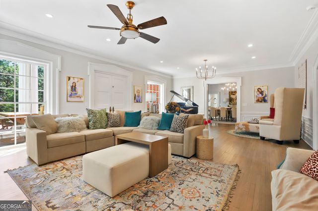22 Sanford Drive, Newnan, GA 30263