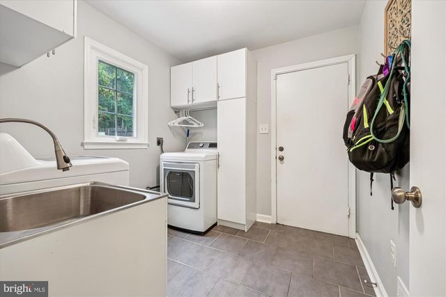 1816 RAINBOW DR, Silver Spring, MD 20905