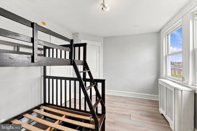 557 TIMBERLAKE RD, Upper Darby, PA 19082