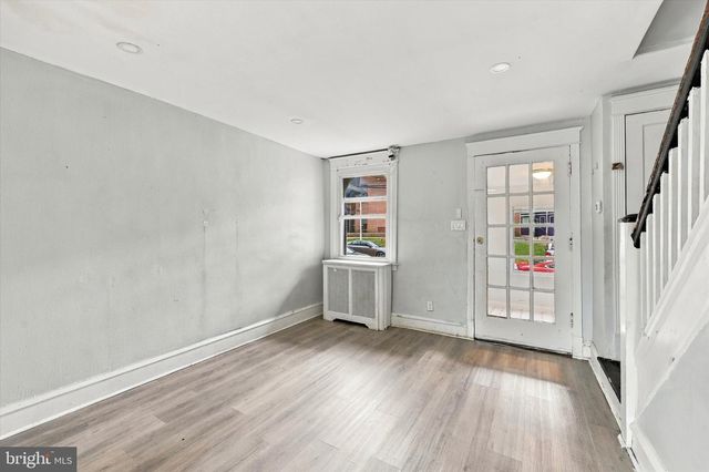 557 TIMBERLAKE RD, Upper Darby, PA 19082