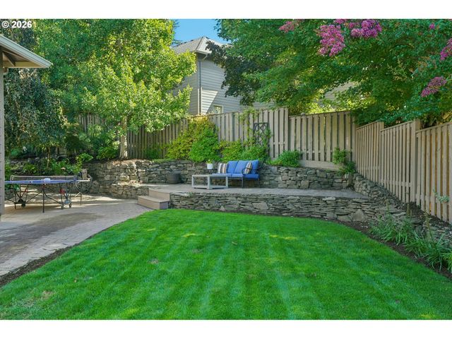 16562 OAK TREE Ter, Oregon City, OR 97045