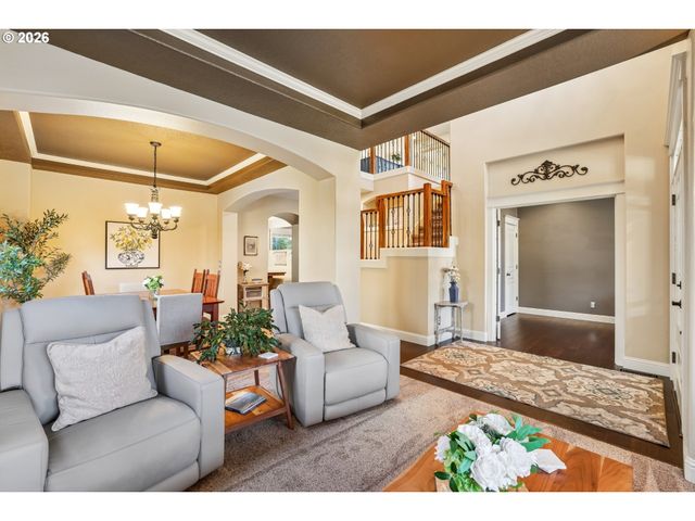 16562 OAK TREE Ter, Oregon City, OR 97045