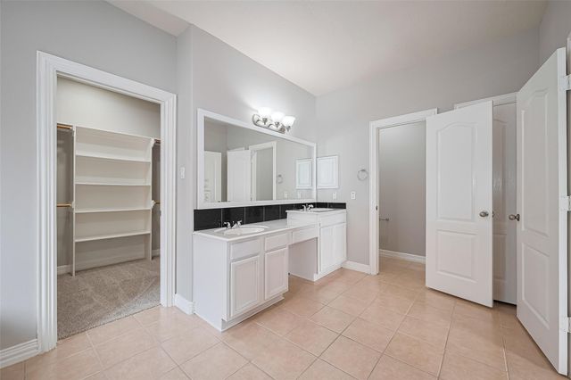 11107 Camino Oaks Drive, Houston, TX 77064