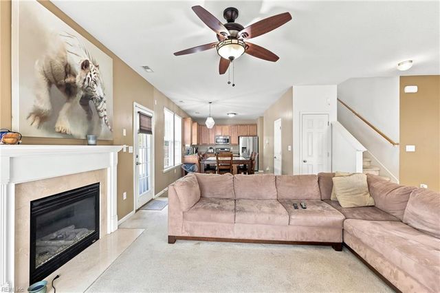 4320 Schooner TRL, Chesapeake, VA 23321