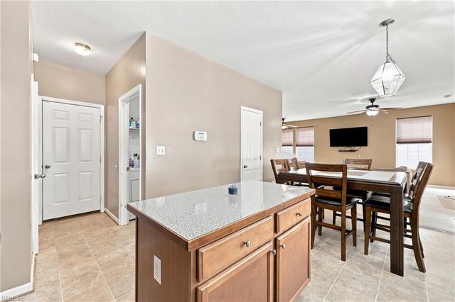 4320 Schooner TRL, Chesapeake, VA 23321