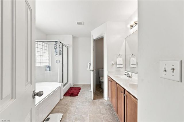 4320 Schooner TRL, Chesapeake, VA 23321