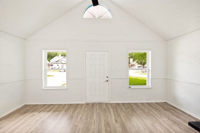 1221 Hilburn Court, Irving, TX 75060