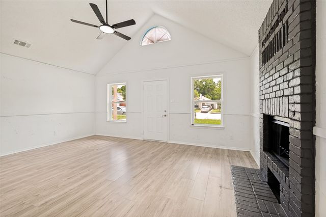 1221 Hilburn Court, Irving, TX 75060