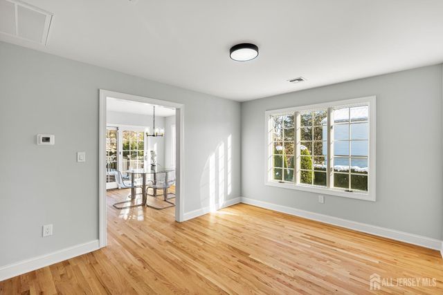 179 Fleet Avenue, Edison, NJ 08820