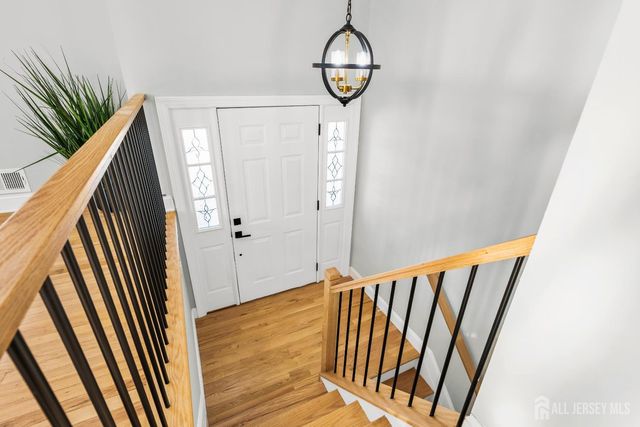 179 Fleet Avenue, Edison, NJ 08820