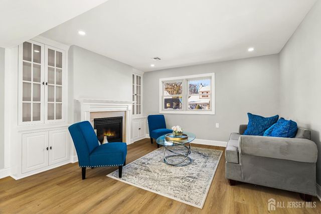 179 Fleet Avenue, Edison, NJ 08820