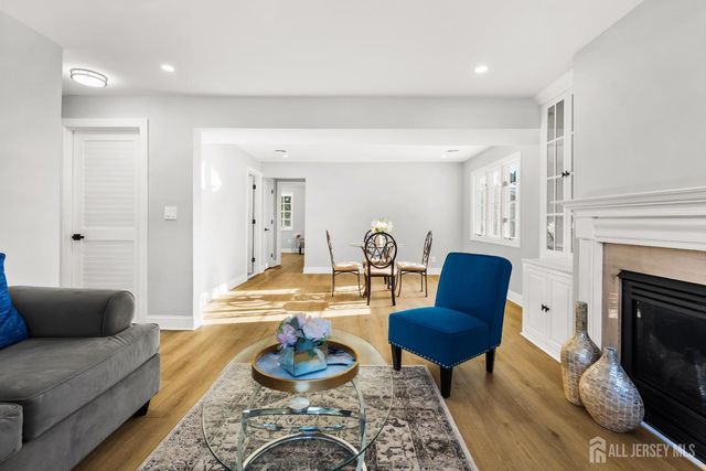 179 Fleet Avenue, Edison, NJ 08820