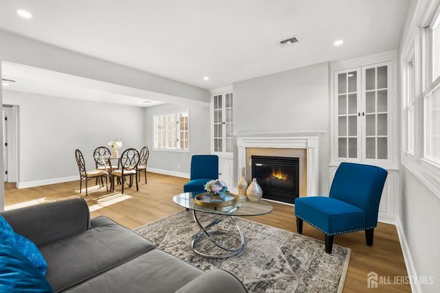 179 Fleet Avenue, Edison, NJ 08820