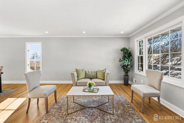 179 Fleet Avenue, Edison, NJ 08820