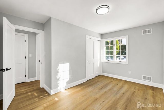 179 Fleet Avenue, Edison, NJ 08820