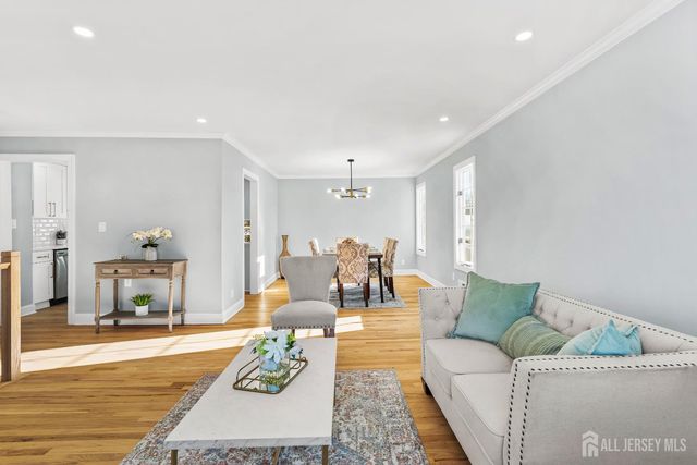 179 Fleet Avenue, Edison, NJ 08820