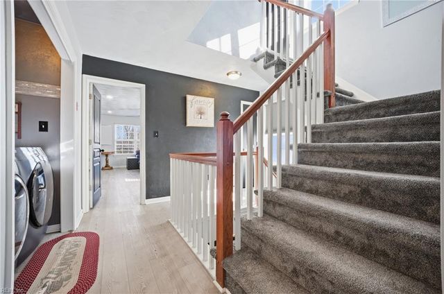 8 Rutland DR, Hampton, VA 23666