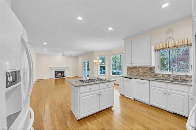 403 Ashway CV, Newport News, VA 23606