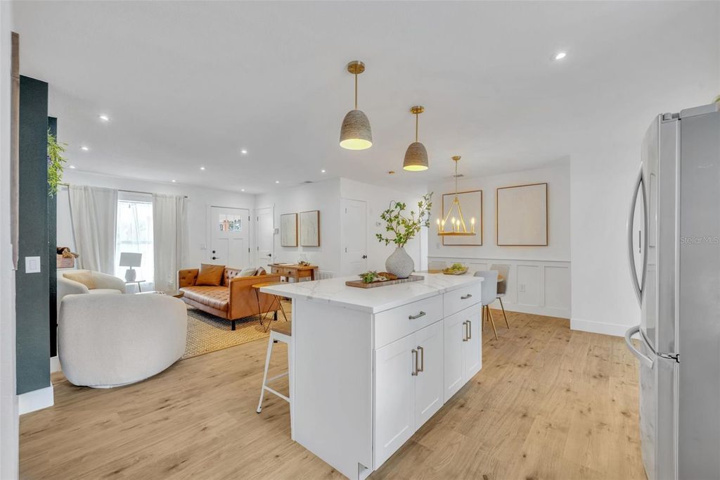 Image 13 of property listing at 2316 FLEET CIRCLE, Orlando, FL 32817