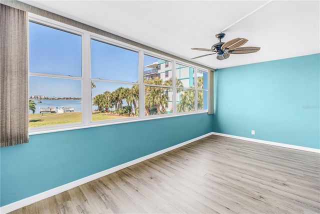 1868 SHORE DRIVE S 212, South Pasadena, FL 33707