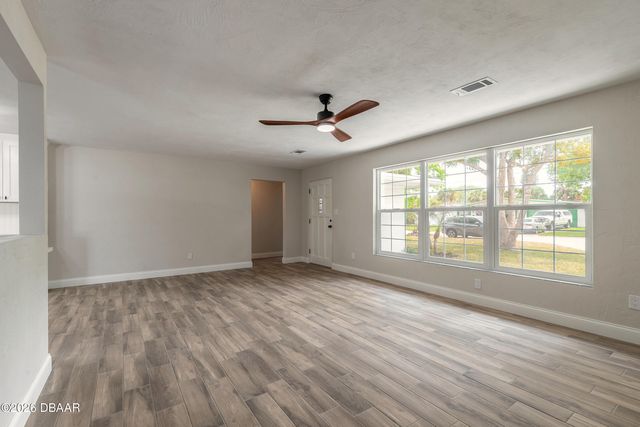 39 Willis Drive, Ormond Beach, FL 32176