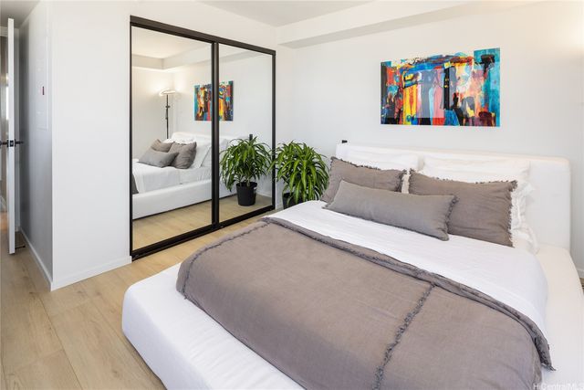 425 South Street Mauka 2401, Honolulu, HI 96813