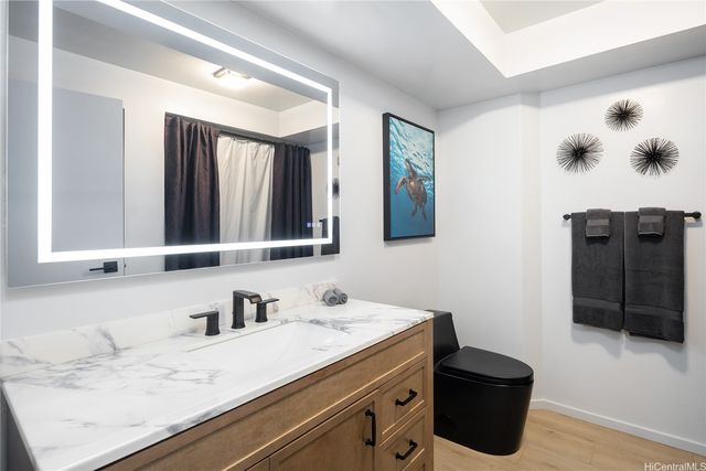 425 South Street Mauka 2401, Honolulu, HI 96813